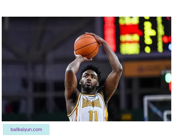 诺伊尔职业生涯亮点回顾：状态回暖助力球队争冠之路