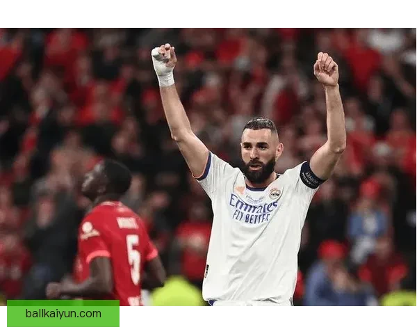 本泽马技术特点分析：控球与传球精准度持续提升，表现值得关注。